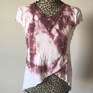 Hi low short sleeved acid washed tee